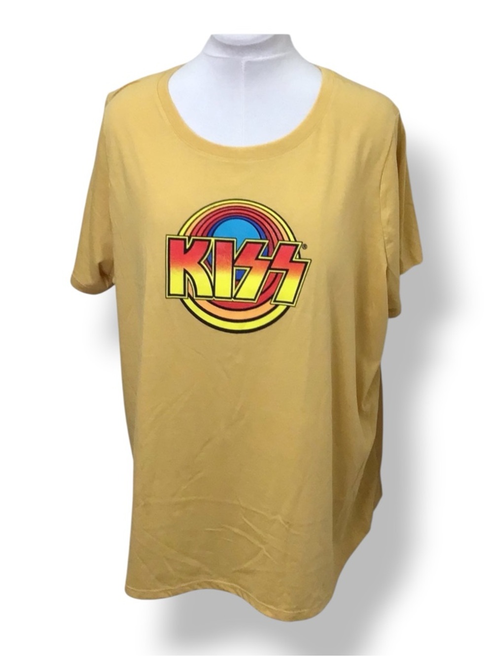 KISS Women’s Plus Short Sleeve Retro Graphic Band Tee, Ochre, size 2X
